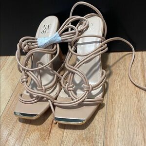 NEW New York & Company Nude Strappy Heels missing heel cap